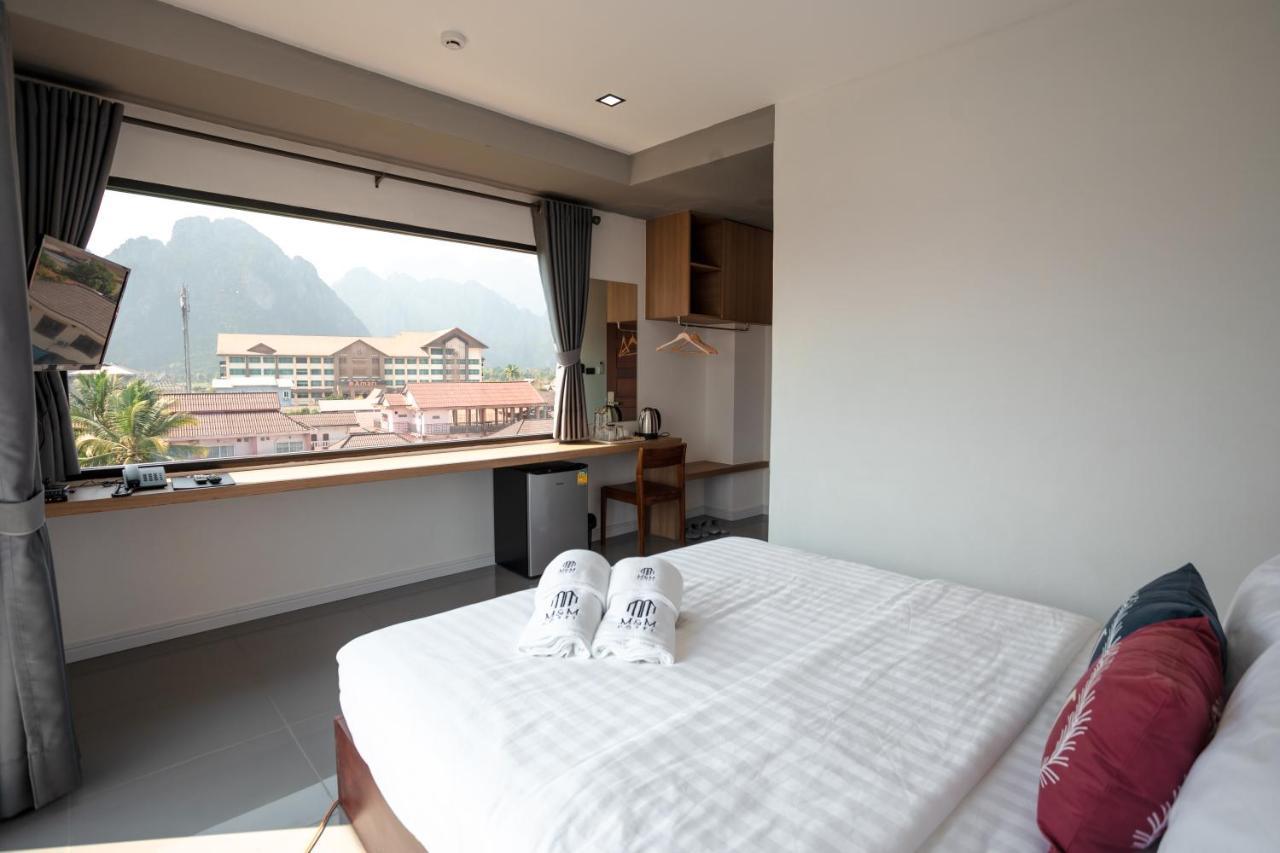 M&M Hotel Vang Vieng Exteriör bild